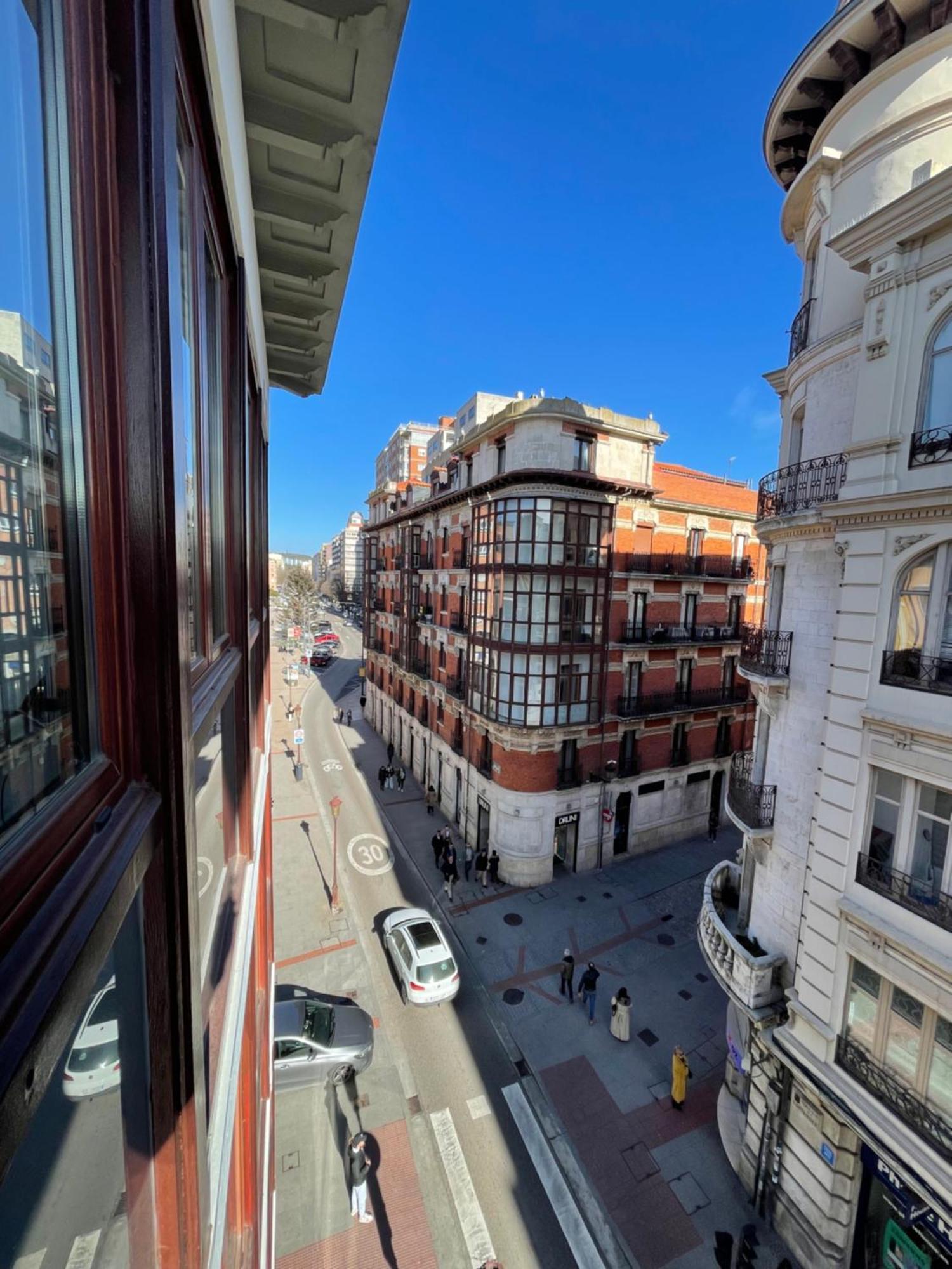 Atuaire Home Vivienda A Luminosa Parking Incluido En Plena Calle Comercial Burgo 外观 照片